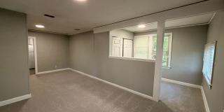 Private Northside 2/1 Residence For Rent! Pet Friendly! Washer & Dryer Included! Gallery 10
