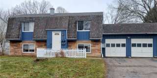 4498 Washington Square Drive Gallery 1