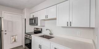 1321 N 48th Place Gallery 7