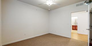 Melbourne Gallery 13