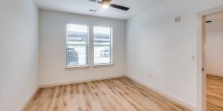 Burnett Lofts Gallery 9
