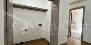 Two Bedroom, One and a Half Bathroom Unit Gallery 28