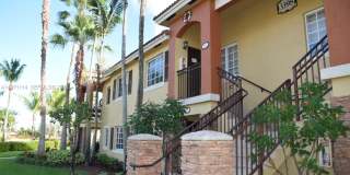 3398 NE 9th Dr Gallery 1