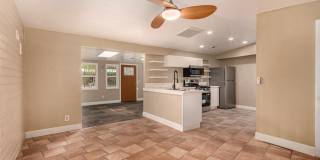 350 East Kelso Street Gallery 7