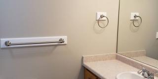 Beautiful 6 Bed 3 bath in Springville!! Gallery 26