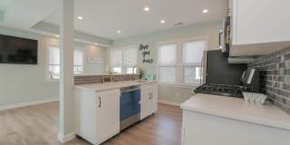 229 N Derby Ave Gallery 10