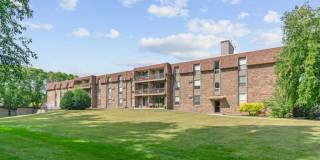 Cedarwood West Apartments Gallery 1