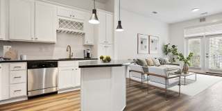 Lofts at Weston Lakeside Gallery 13