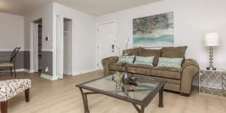 Nob Hill Apartments Gallery 14