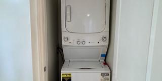 3 Bedroom 2 Bath Penthouse condo in Van Nuys Gallery 22