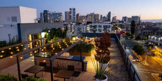 Axis Oakland Gallery 30