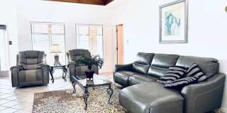 1 Torrey Pines Dr. Gallery 1