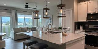 Beautiful 2 Bedroom, 2 bath home near park Gallery 4