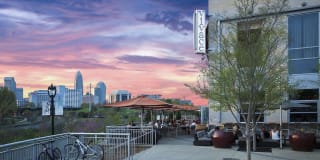 Greenside Gallery 22