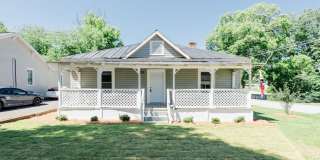 Move-In Special 732 Williams St: Get 50% OFF Your First Month's Rent! Gallery 1
