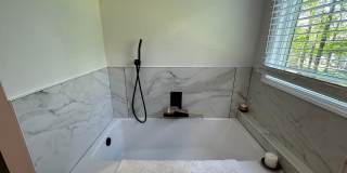 5 Bed 4 Bath Home fenced yard Gallery 76