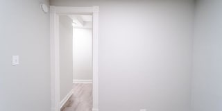 139 North Pine Avenue Gallery 31