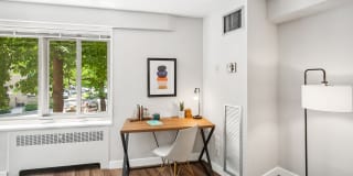1350 Lake Shore Drive Gallery 12