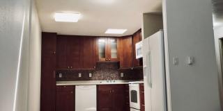 Highly Desirable Corner End-Unit in the Fairwood Area of Renton! Gallery 5