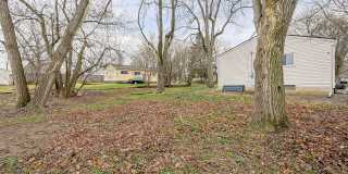 AVAILABLE NOW! Charming 3-Bedroom Home in Prime Pontiac Location Gallery 29