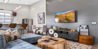 Authentix Quincy Street Gallery 14