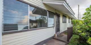 IMMACULATE AND CLEAN 3BR/1.5BA WITH 2 BONUS ROOMS/1 Car Garage/ 1 tándem parking IN WAHIAWA (Wahiawa) Gallery 4