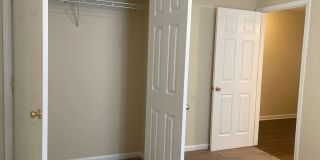 **LESS than 10 minute Drive from Fort Knox** Gallery 12