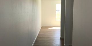 Executive Rental - 4 Bedroom 2.5 Baths Gallery 17