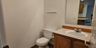 Beautiful CK School District Home Backing to Greenbelt – Pets Negotiable! Gallery 7