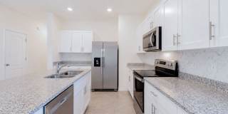 Like-New End-Unit 3 Bedroom Townhome Gallery 12