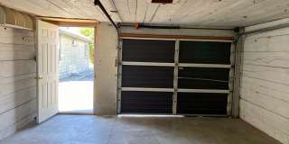 Charming 2bdrm, 1.bath house with garage, workshop space and large yard Charming 2bdrm, 1.bath house with garage, workshop space and large yard Gallery 15