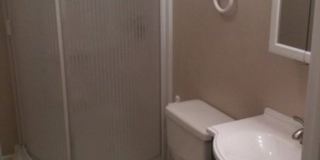 Beautifully Renovated Home in South Side Flats Gallery 8