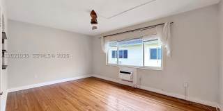 965 Bay Dr Gallery 2
