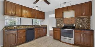 16932 Okeechobee Boulevard Gallery 26