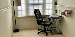 1607 SENECA Avenue Gallery 24