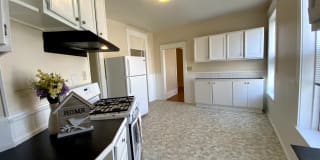 690 Virginia Street Gallery 1