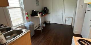 311 E Lamb St Gallery 1