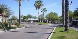Premium Luxury 2 Bed 2 Bath Condo ++Pool/Spa ++Fitness Gallery 3