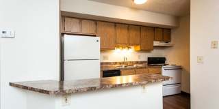 Silver Maple Apartment Homes Gallery 4