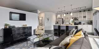 District Lofts Gallery 25