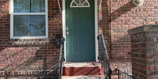 B&amp;B Rentals - 101 E 19thSt Gallery 1