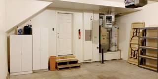 East Anchorage Townhouse with Yard, Garage, and W/D In unit! Close to JBER! Gallery 4