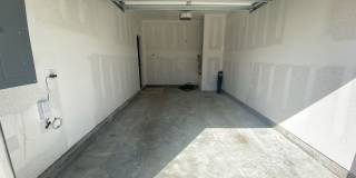 Spacious Modern Townhome; Conveniently Located! *Garbage, Pest Control & Lawncare Included!* *SPECIAL: 1/2 OFF 1st Month's Rent!!* +*MILITARY INCENTIVE!* Gallery 15