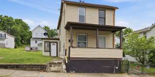 Charming 2BR, 1BA house in McKeesport Gallery 1
