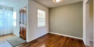 Charming Westwood Cottage in the Heart of Napa Gallery 9