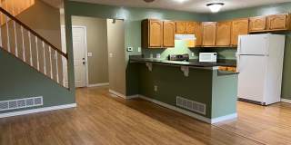 Very sharp 3 BR, 2.5 bathroom,  updated appliances, hardwood flooring Gallery 1
