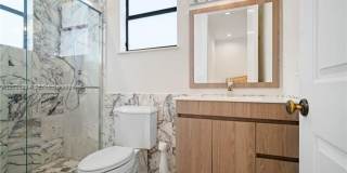 3300 NE 171st St # 3300 NORTH MIAMI BEACH, FL 33160 Gallery 35