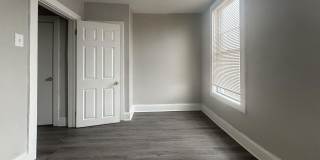 Renovated Three Bedroom w/ New Flooring throughout in Southwest Gallery 9