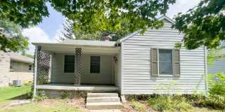 3 Bedroom Home Preleasing for August 2026! Short Walk from Ball State's Campus! Updated & Spacious home! Gallery 16