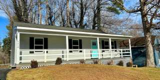 Fully Renovated One-Level Home in the heart of Chesterfield – New HVAC, Windows  Stunning Kitchen! Gallery 1